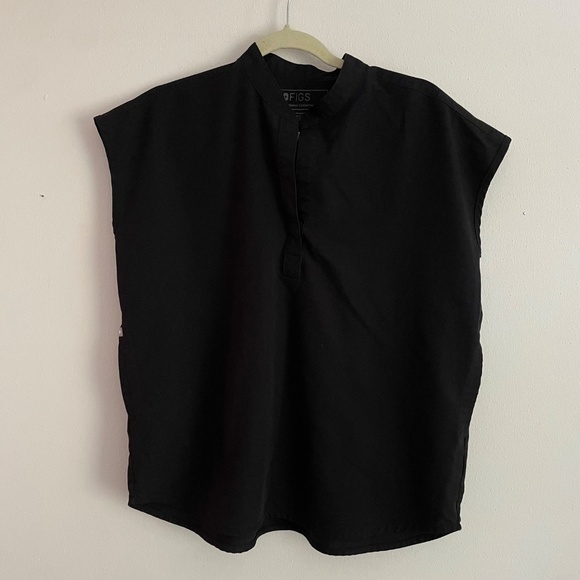 Figs Rafaela Oversized Top & Zamora Jogger Scrub Set - Picture 6 of 14